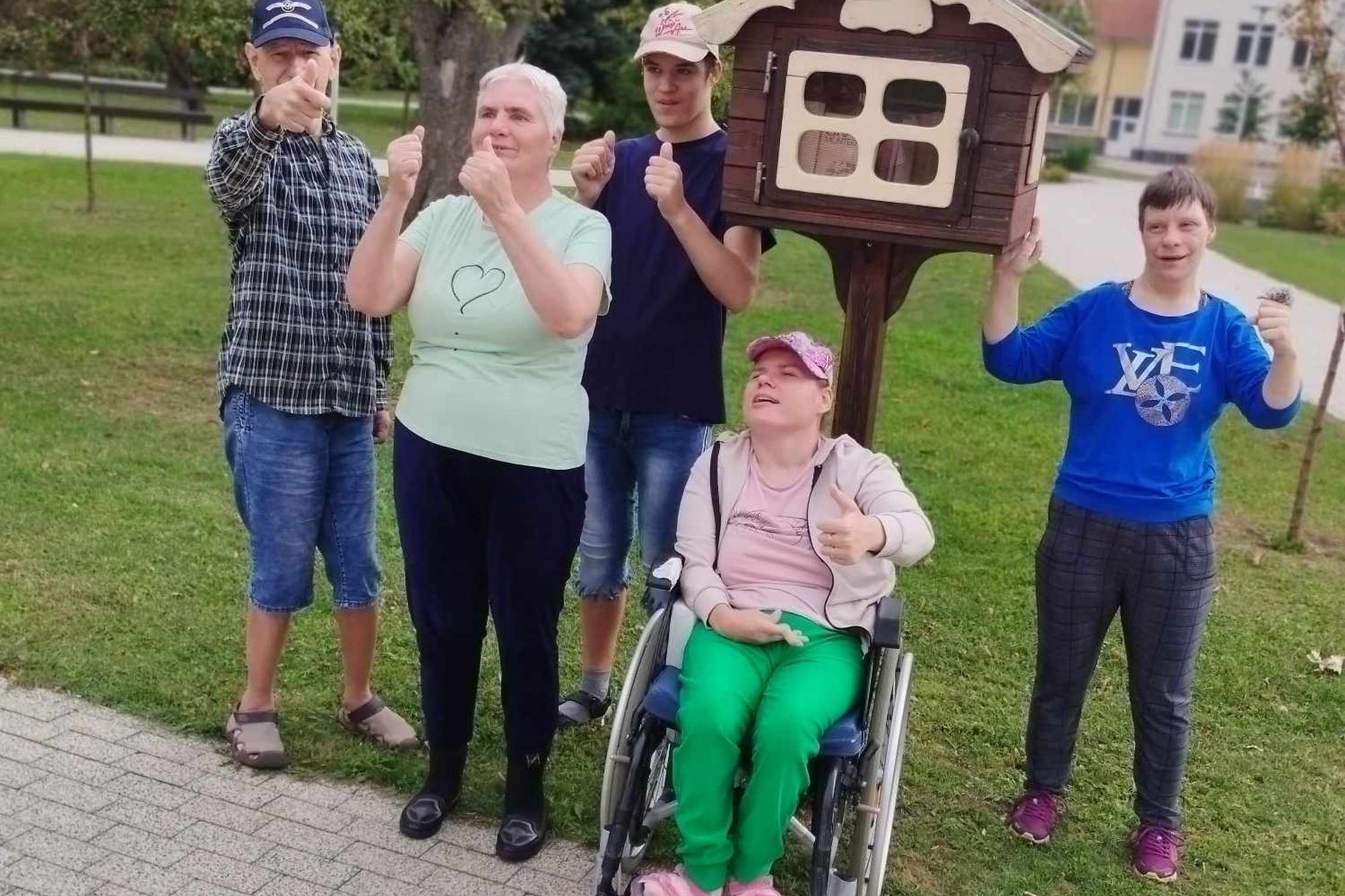 1543